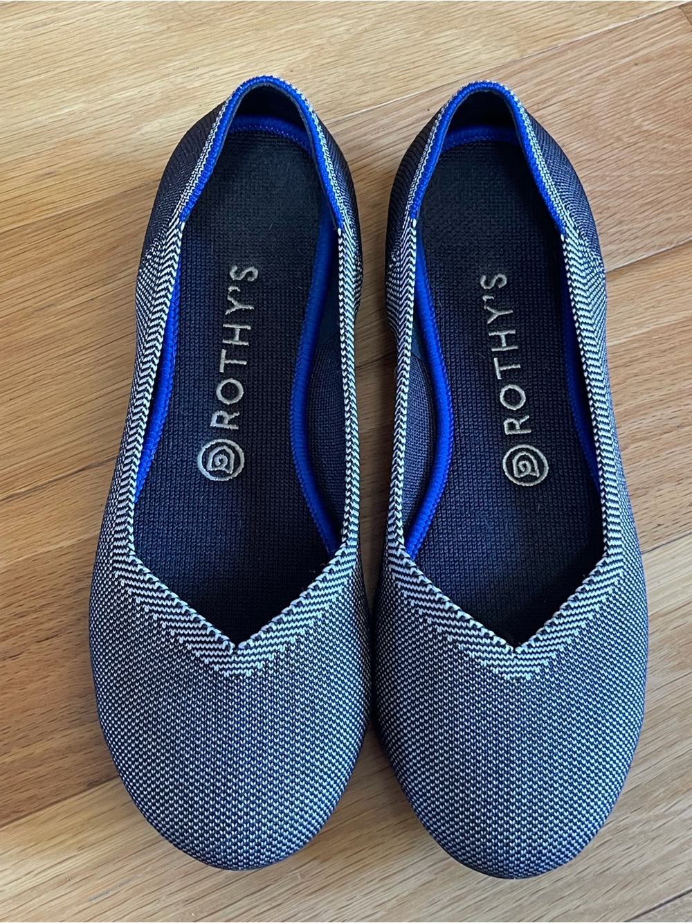 Rothy's Navy and White Knit Pointed Ballet Flats